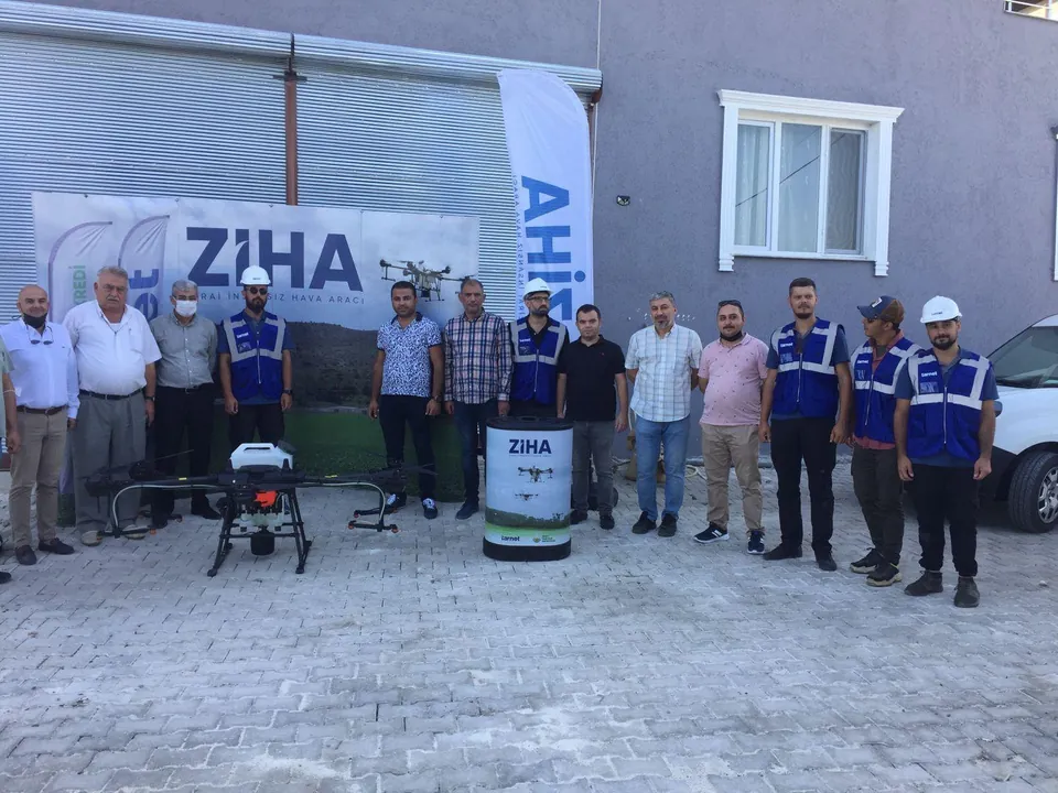 Выпускники курса пилотов